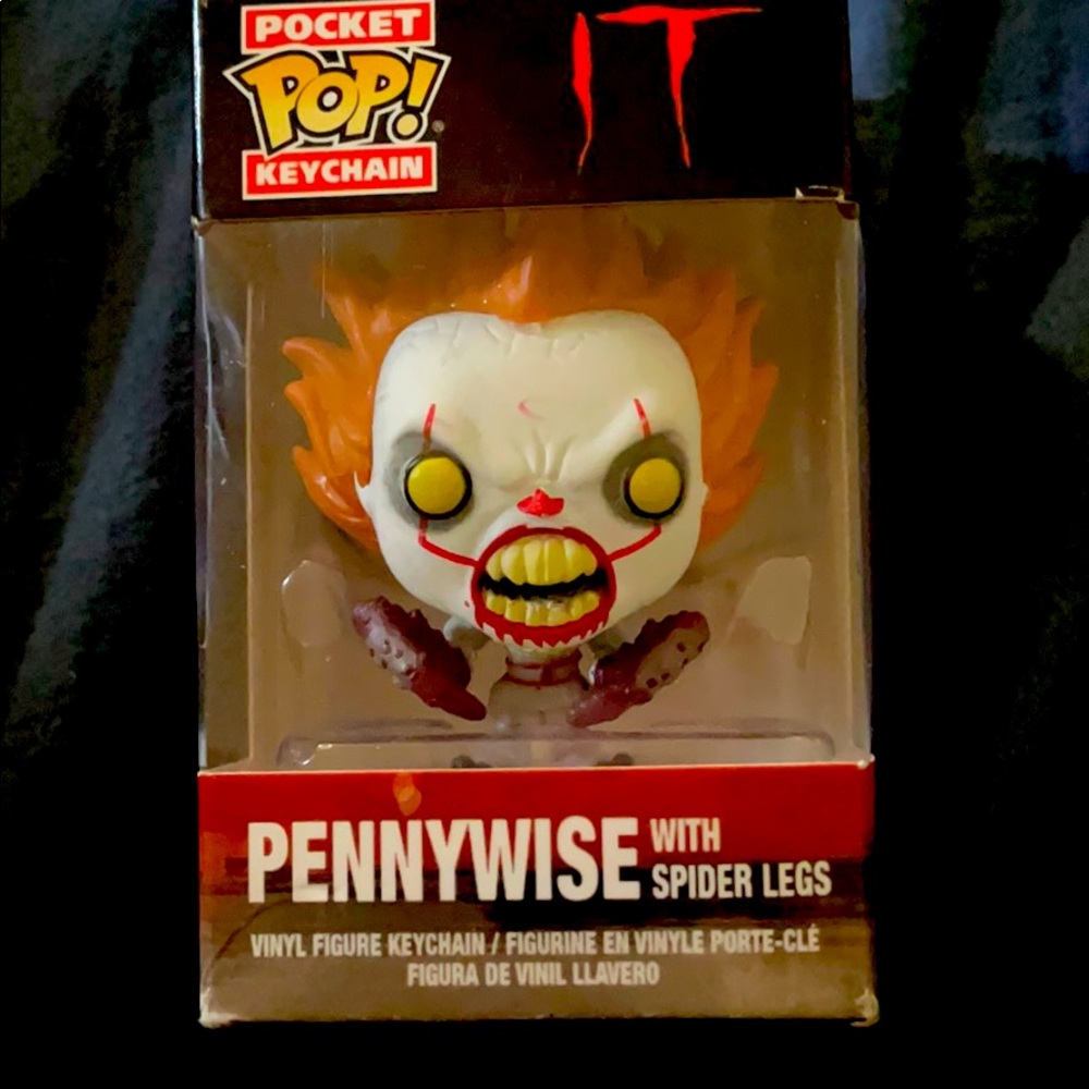 Pennywise with spider legs vinyl figure keychain